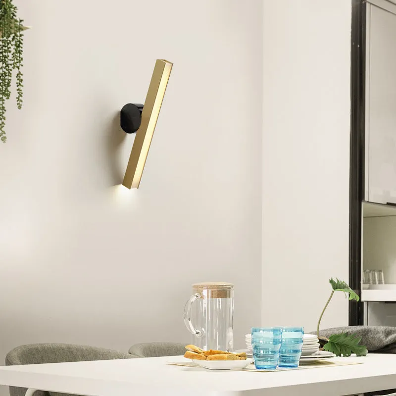 Simple Carl Wall Lamp