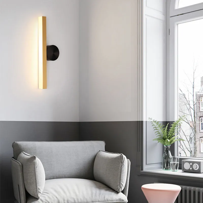 Simple Carl Wall Lamp