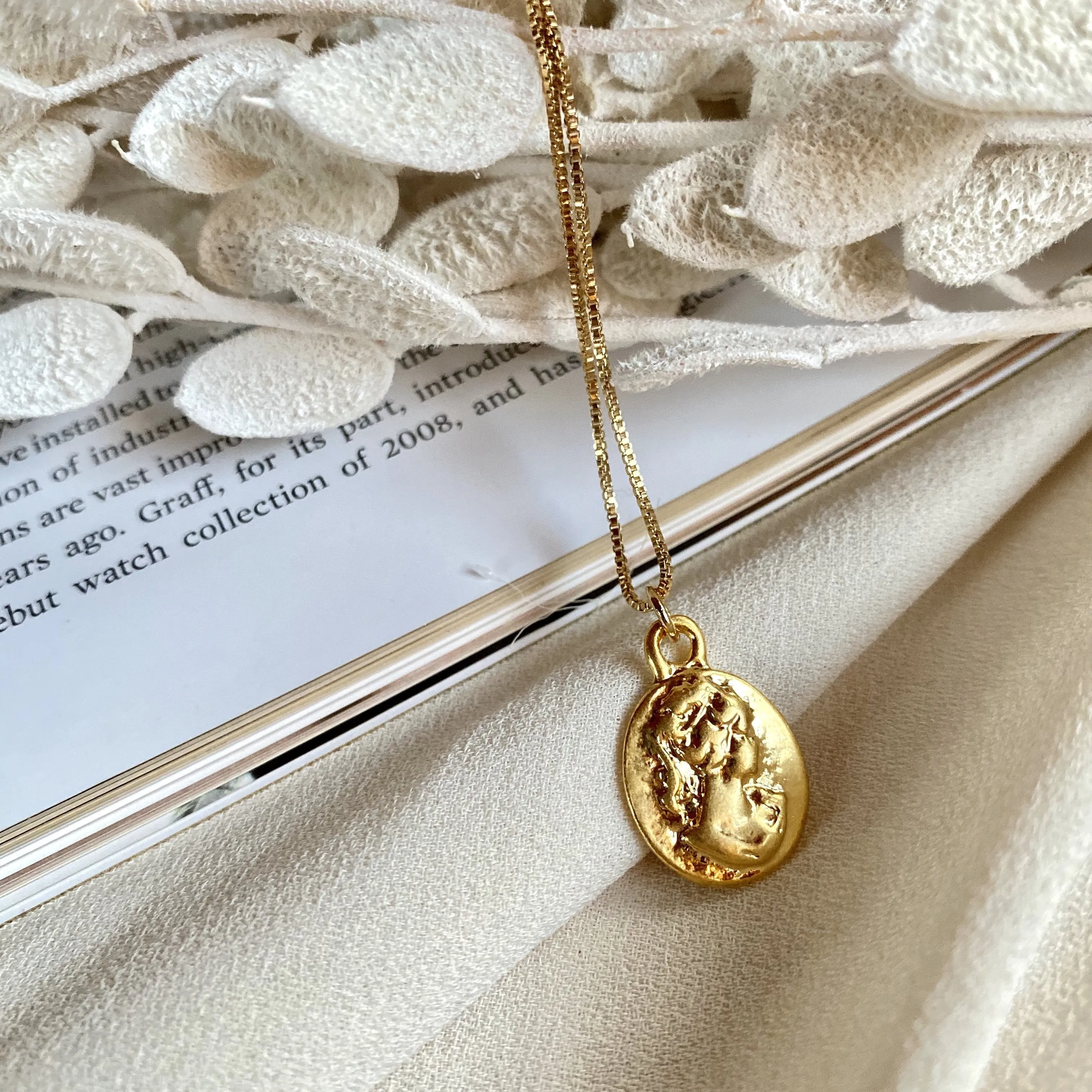 simple coin  necklace