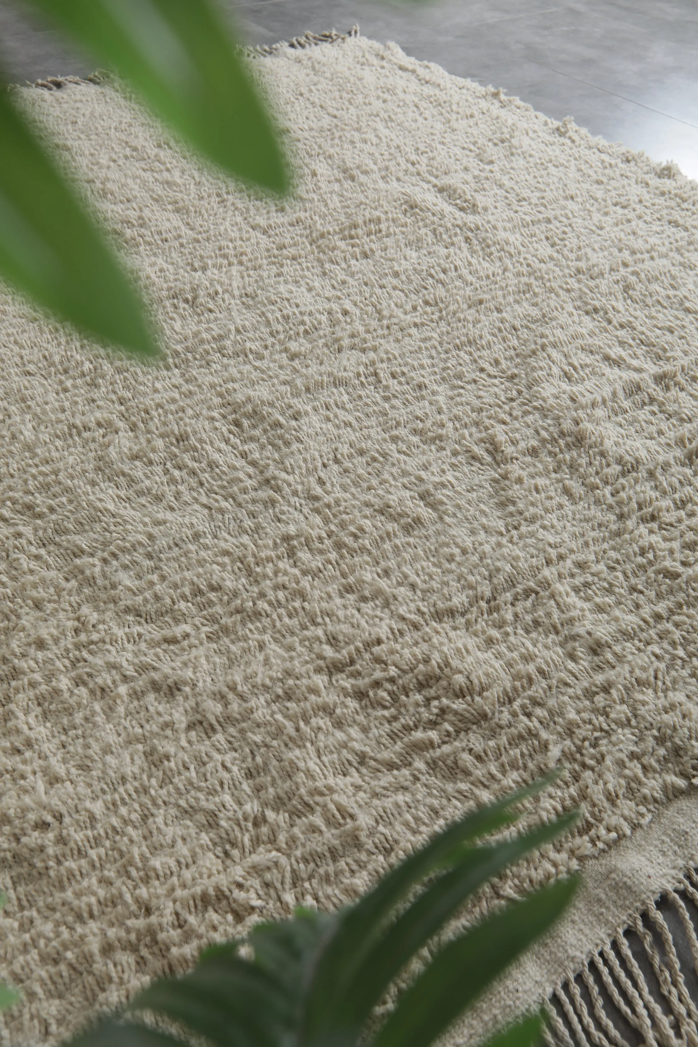 Simple moroccan rug 7.8 FT X 9 FT