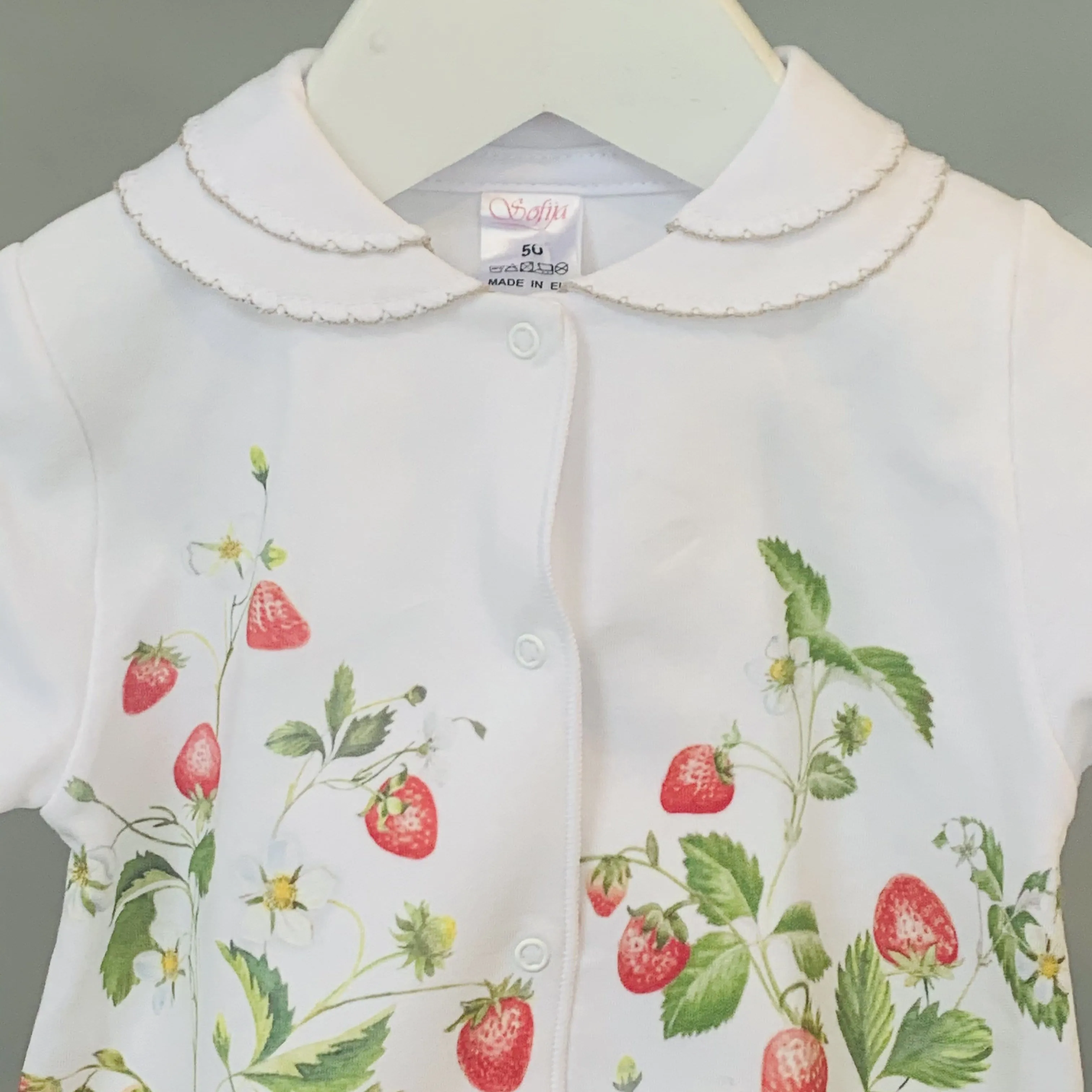 SOFIJA - Exclusive Strawberry Field Babygrow