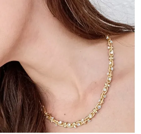 Twisted Rhinestone Statement Necklace 18"