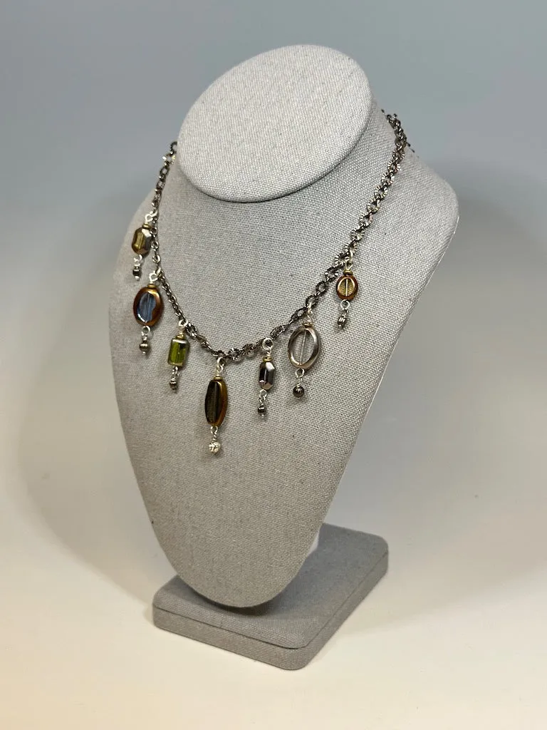 VINTAGE GLASS STATEMENT NECKLACE  LCN618
