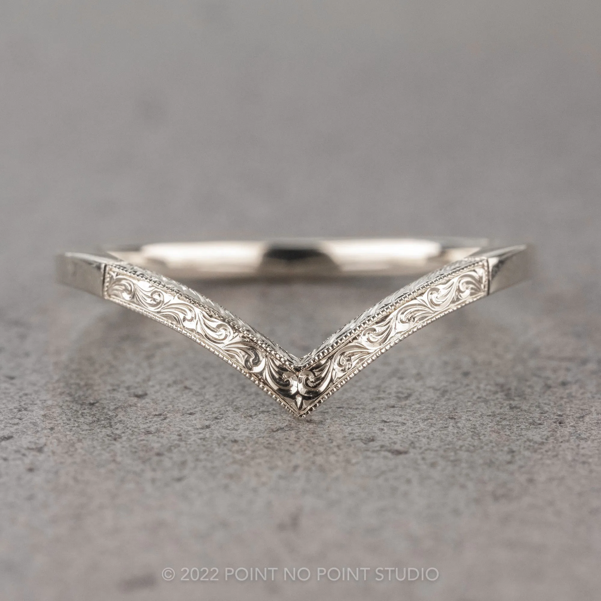 Vintage Vivian Wedding Band, Platinum